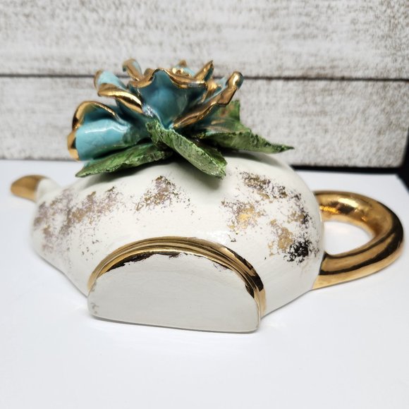Hand Painted Mid Century Ceramic Teapot Wall Pocket, Blue Flower, Gold Accents - Picture 3 of 9